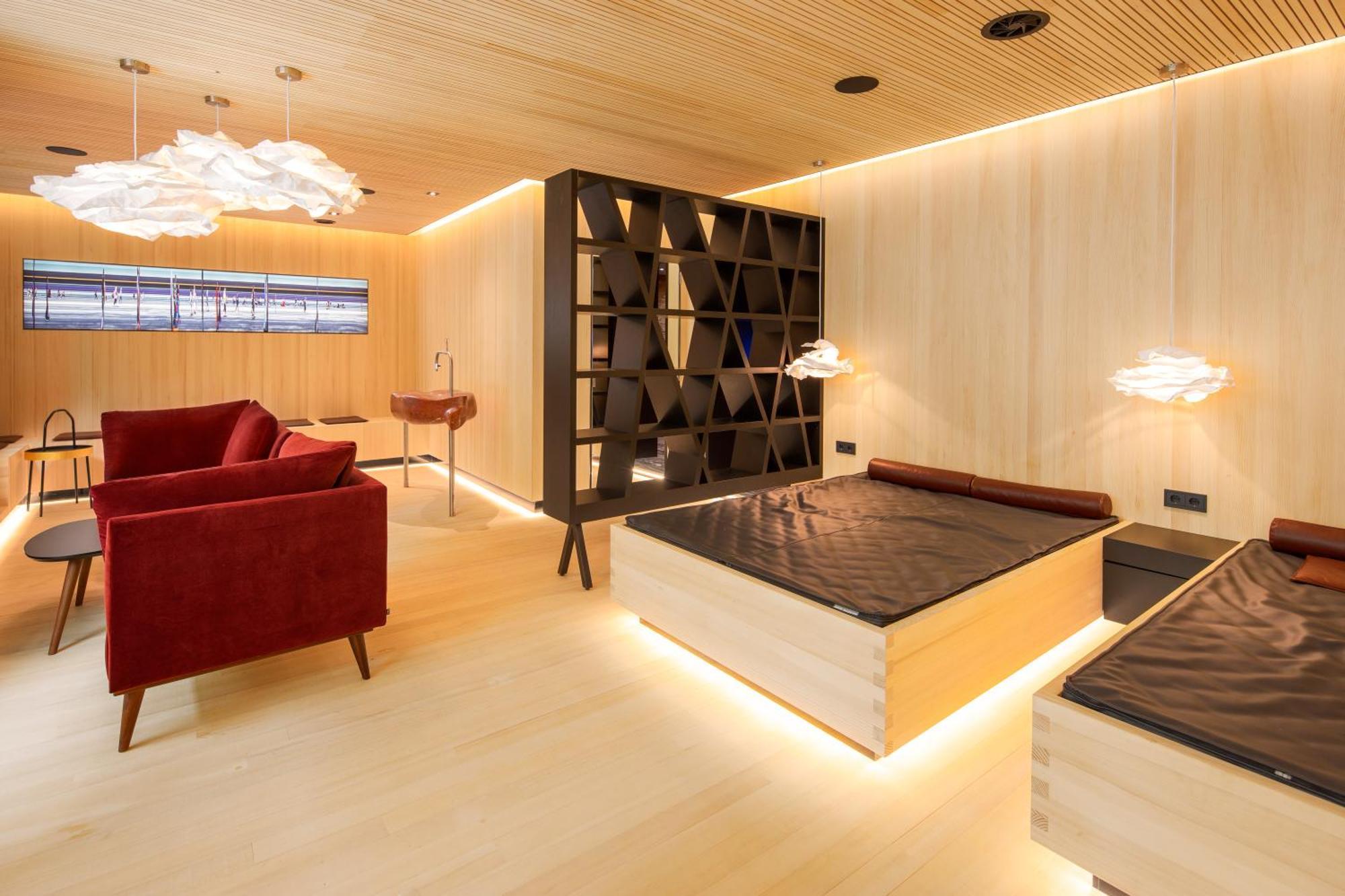 Hotel Goldener Adler - Im Sommer Silvretta Card Premium Inkludiert Ischgl Exterior foto