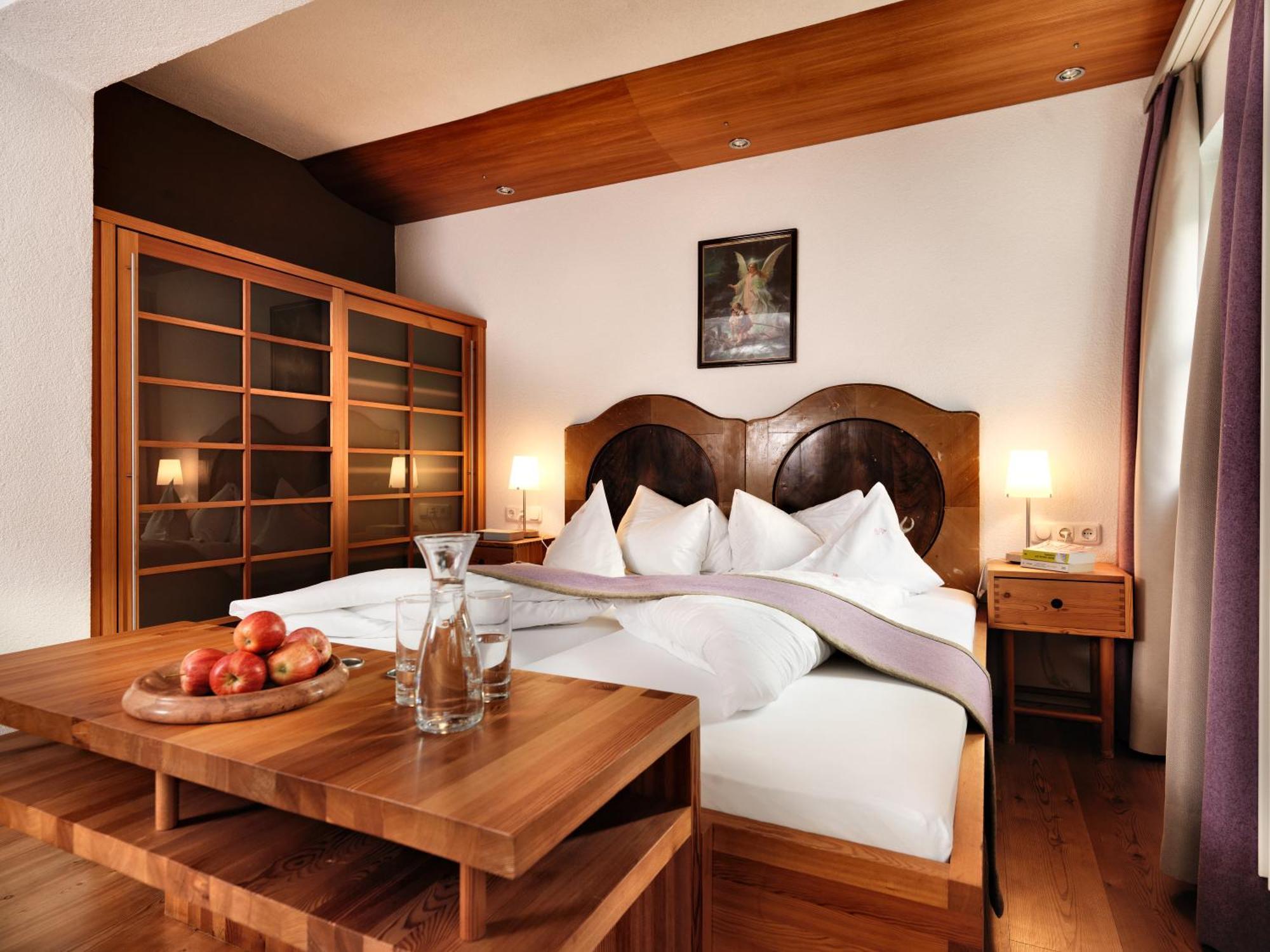 Hotel Goldener Adler - Im Sommer Silvretta Card Premium Inkludiert Ischgl Exterior foto
